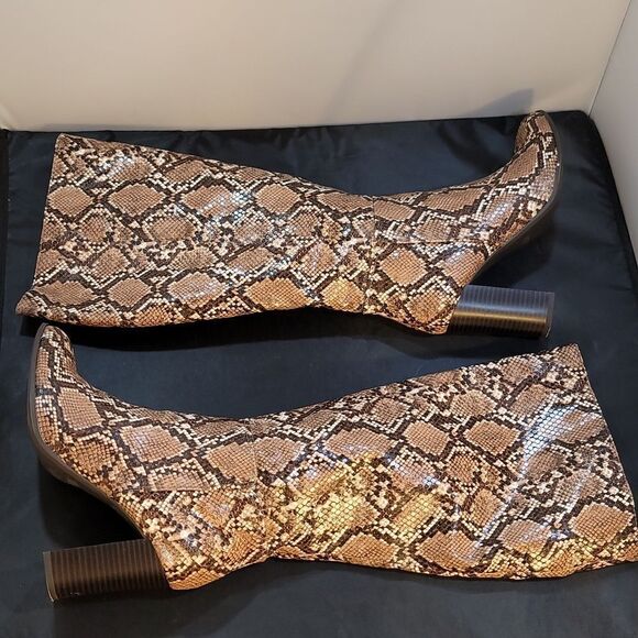 A NEW. DAY SNAKE PRINT  KNEE-HIGH WOMEN'S BOOT - Picture 8 of 16